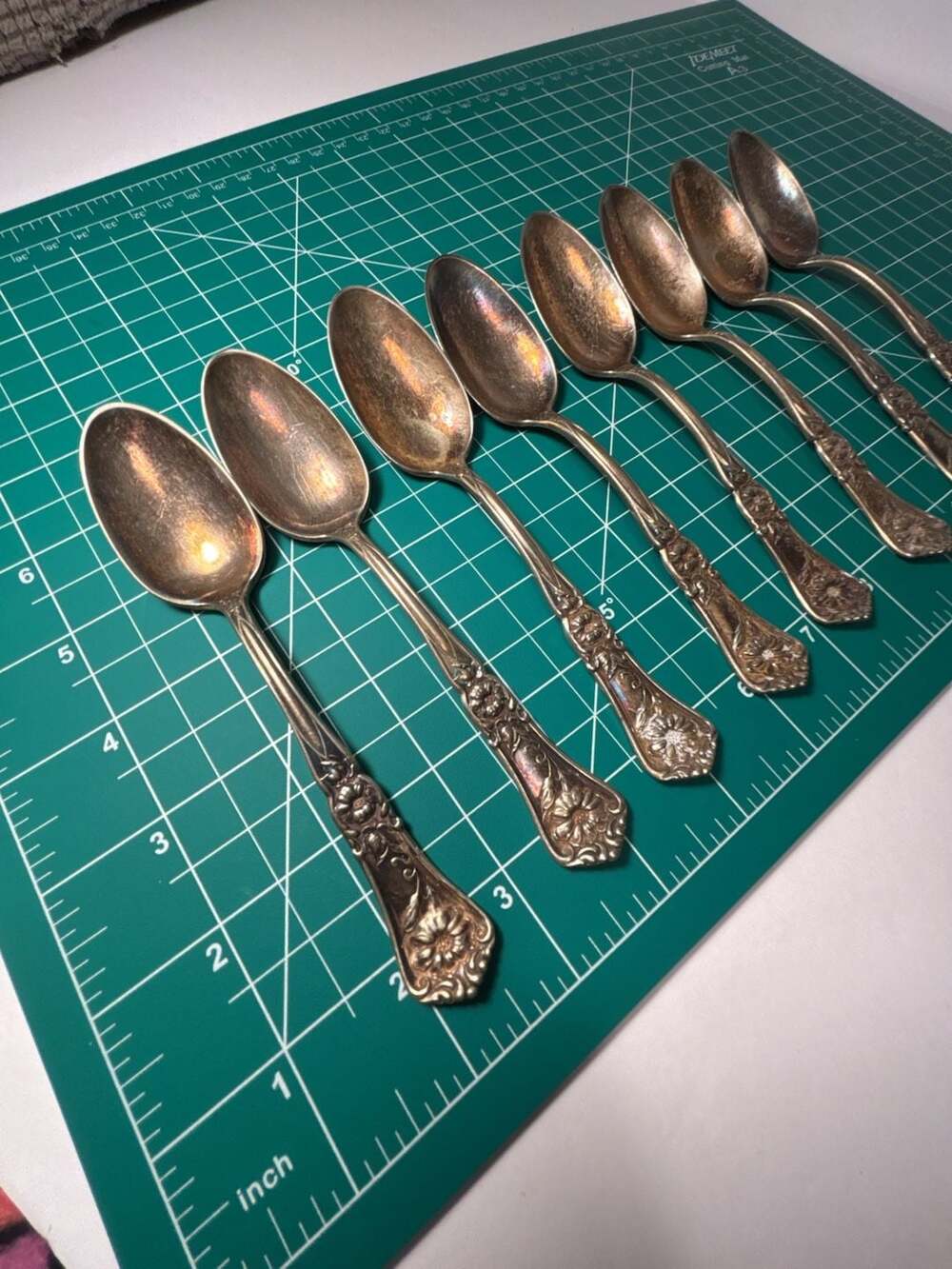 Wm A Rogers SXR Vintage Silverplate Teaspoons Set of 8 Ornate Floral Pattern